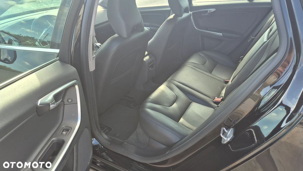 Volvo V60 D2 - 15