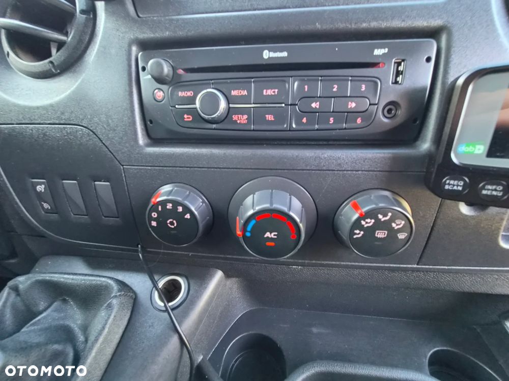 Renault Master - 31