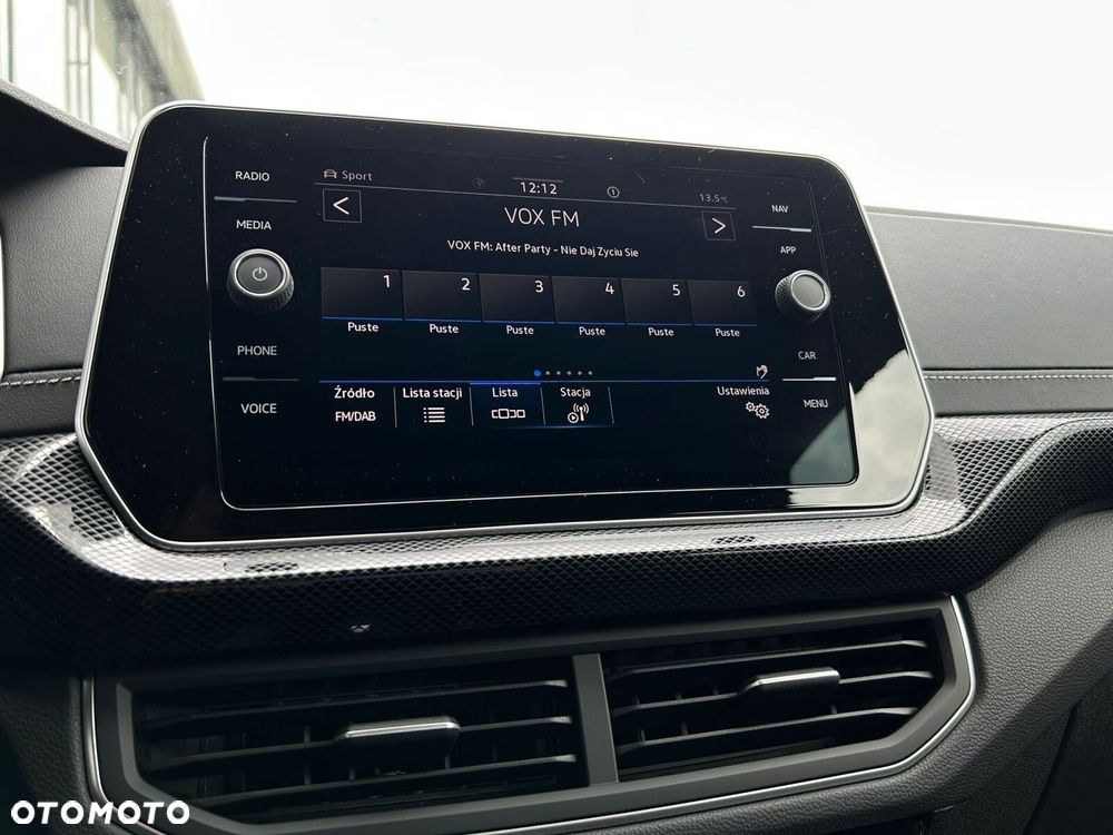 Volkswagen T-Cross - 17