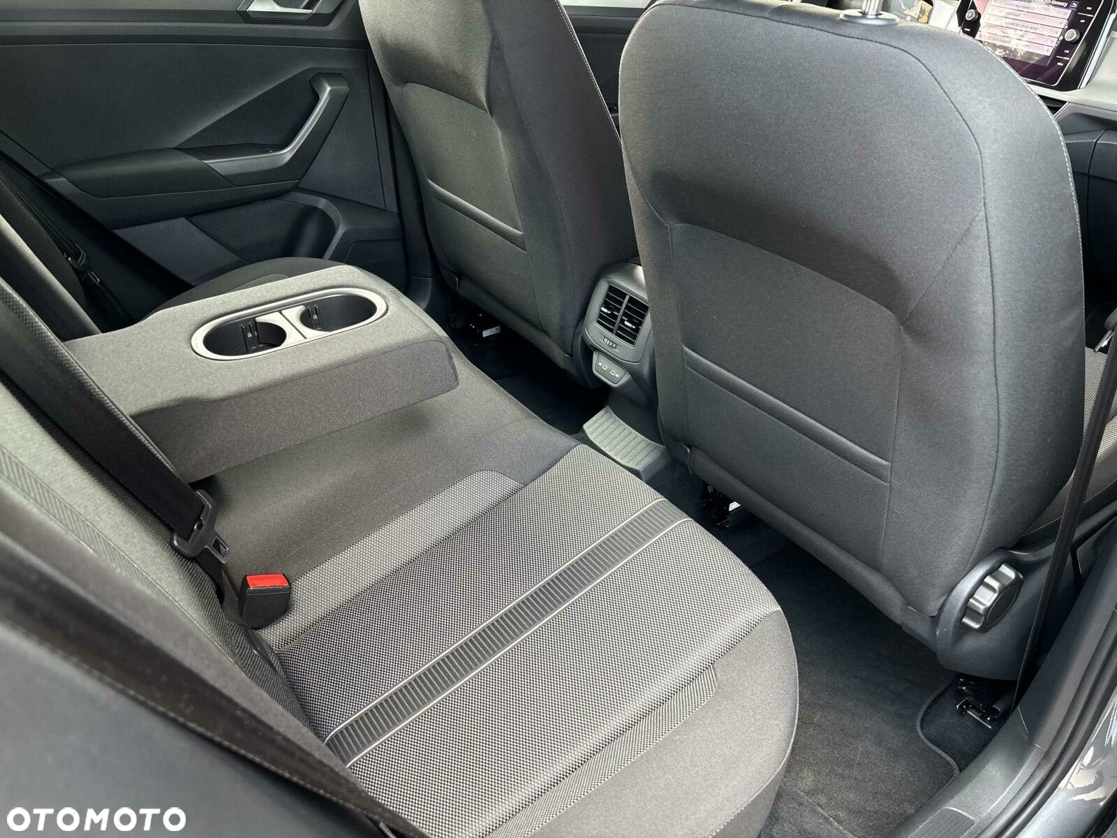 Volkswagen T-Roc 1.5 TSI Life DSG - 33