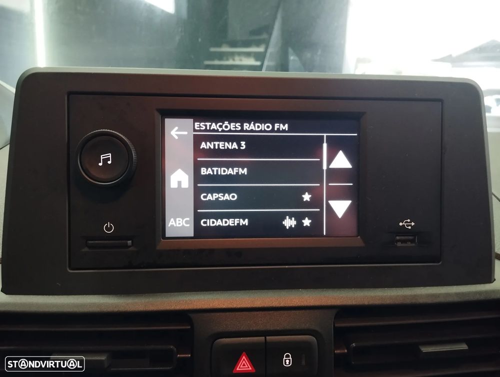 Peugeot Partner 1.5 BlueHDi Pro Standard - 22