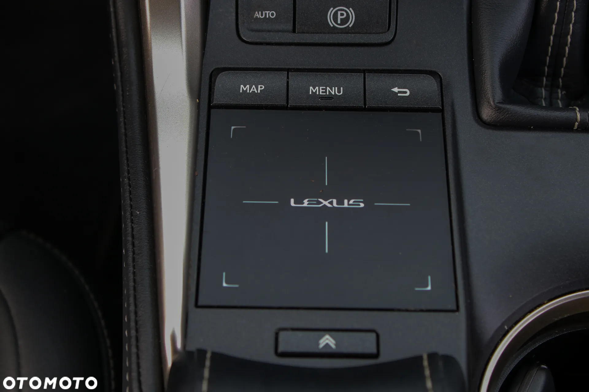 Lexus NX 350h Prestige AWD - 35