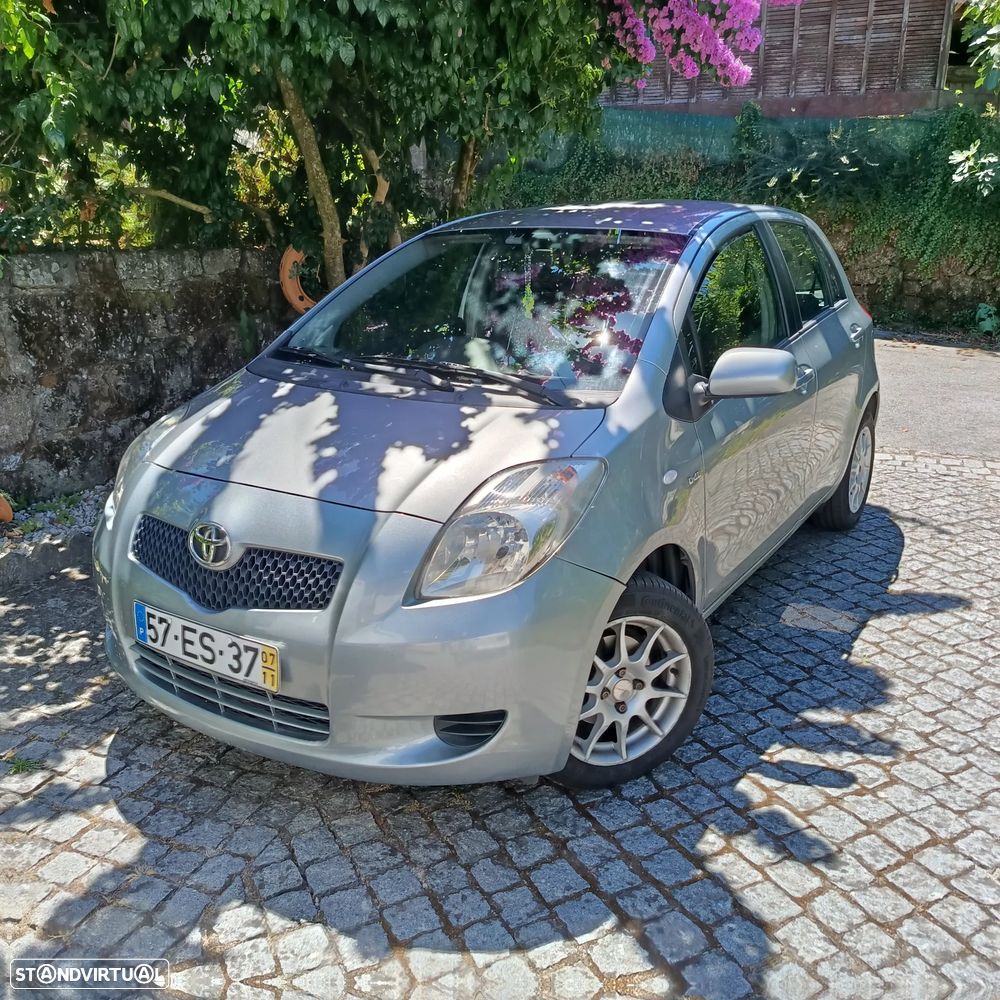 Toyota Yaris 1.4 D-4D Motion - 1
