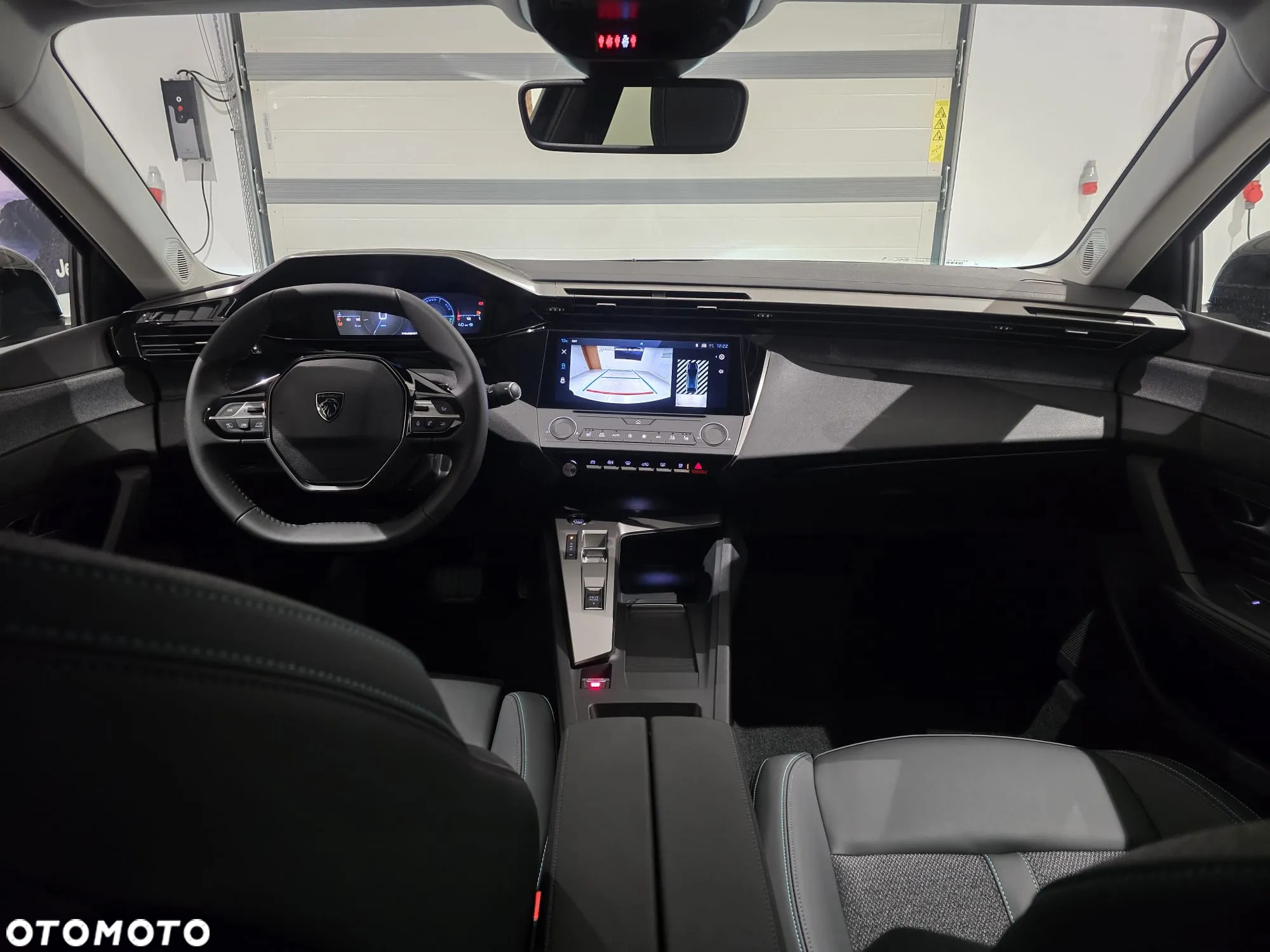 Peugeot 408 1.2 PureTech mHEV Allure S&S e-DSC6 - 7