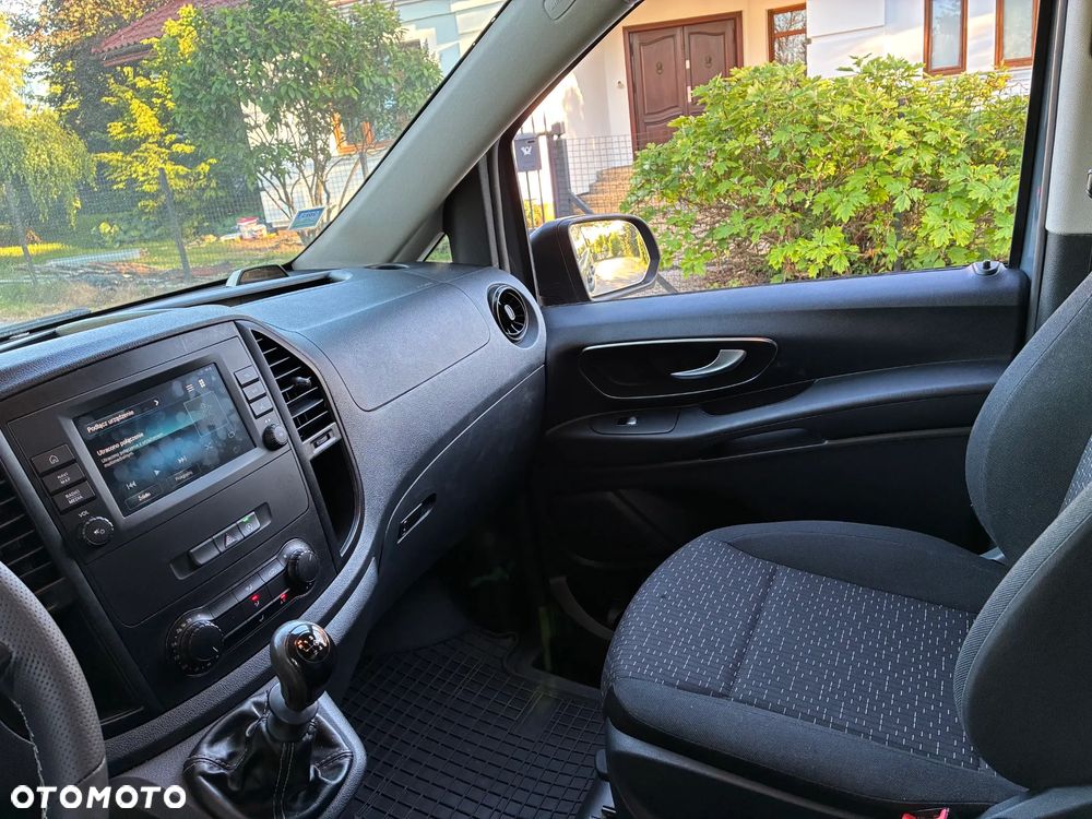 Mercedes-Benz VITO - 18