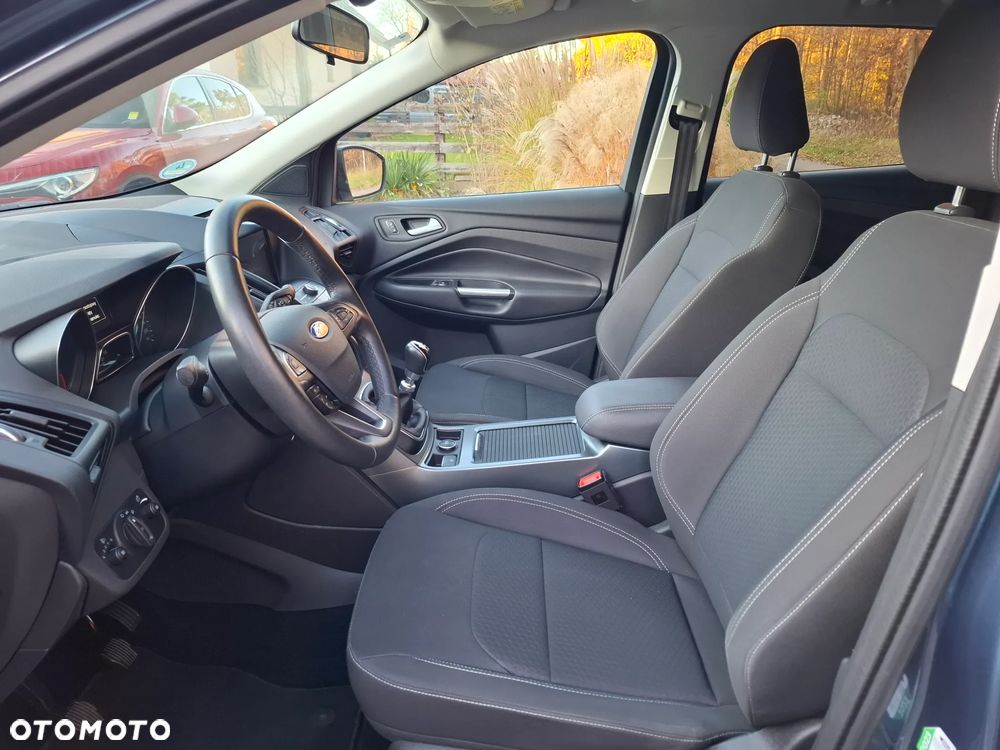 Ford Kuga 1.5 EcoBoost 2x4 Business Edition - 11