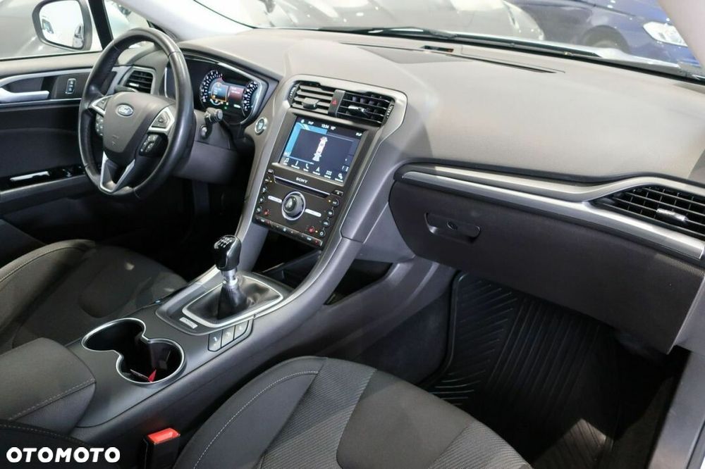 Ford Mondeo 2.0 TDCi Titanium - 12