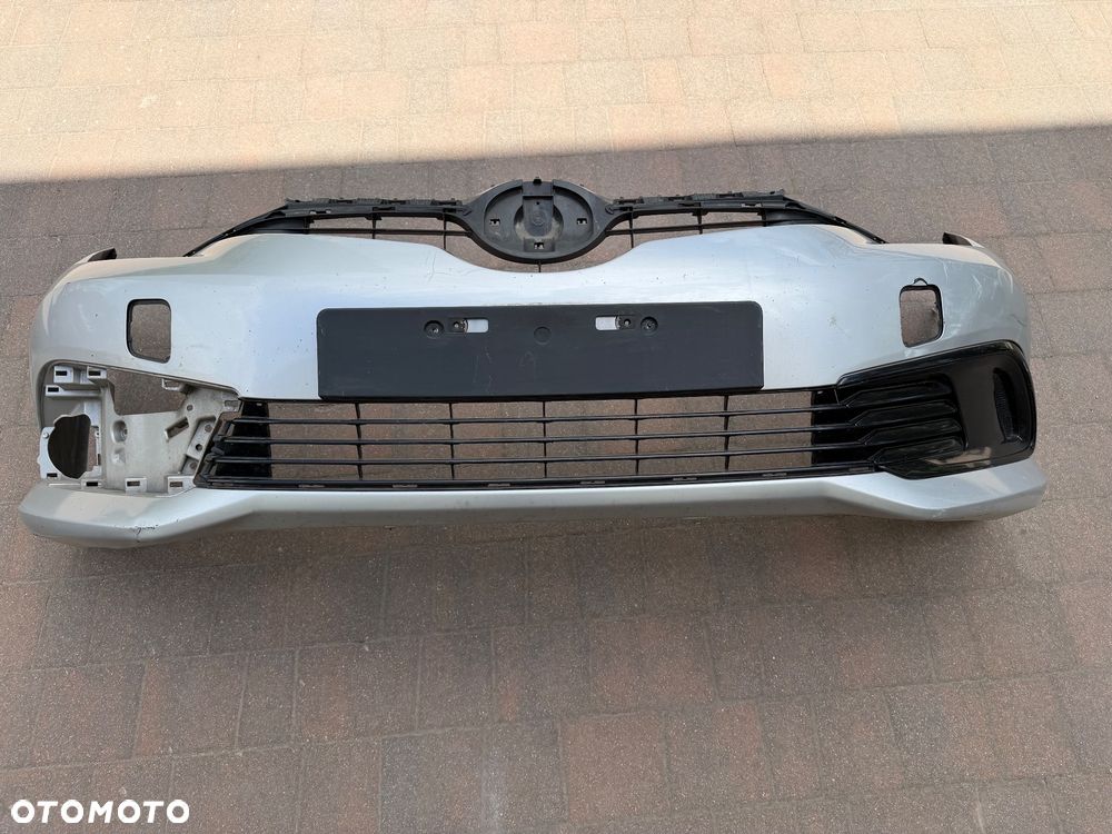 Toyota Auris 2 II LIFT 15-18 Zderzak przód przedni BEZ PDC - 1