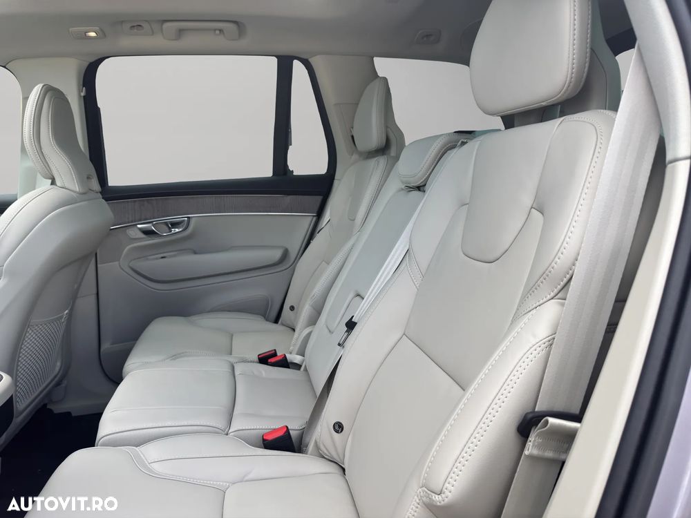 Volvo XC 90 - 13