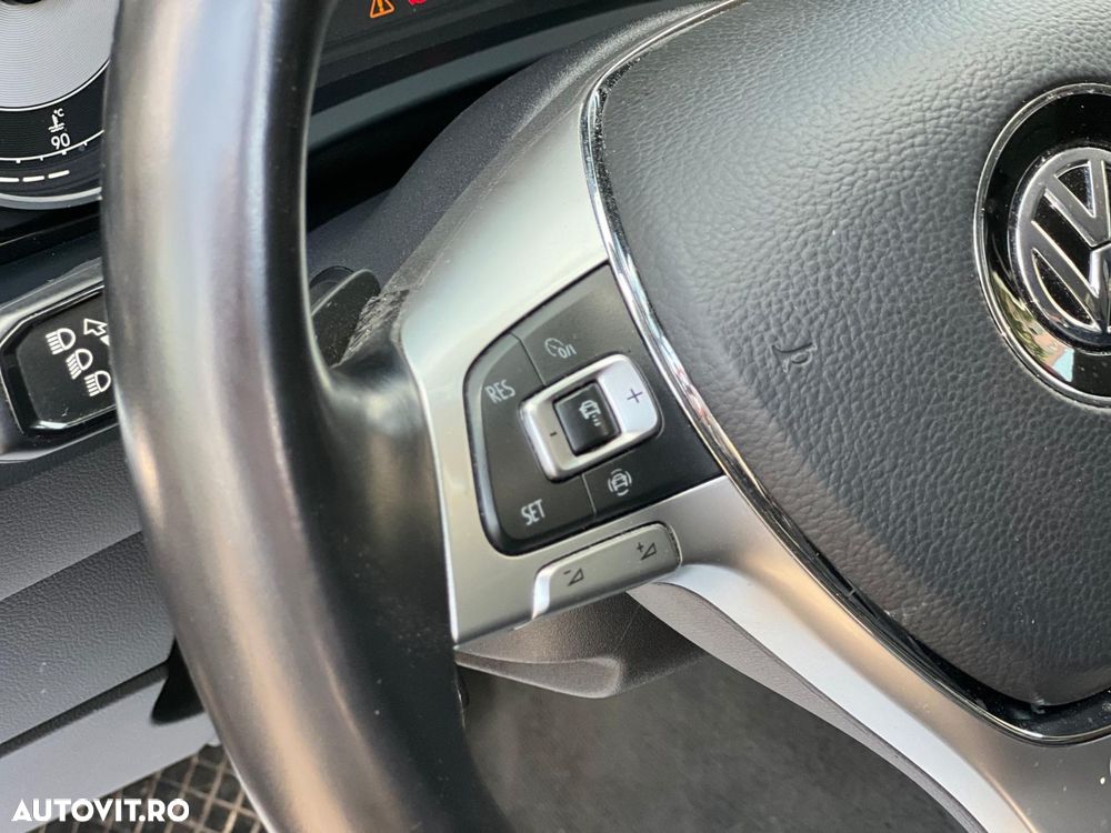 Volkswagen Touareg V6 TDI Elegance - 12