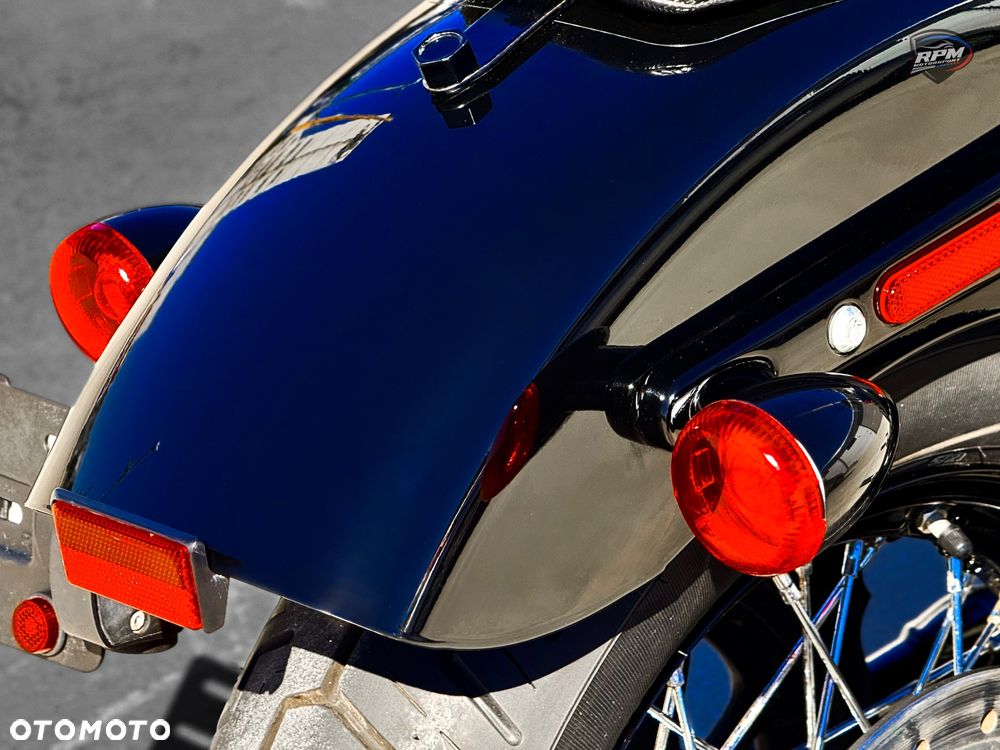 Harley-Davidson Softail Street Bob - 39