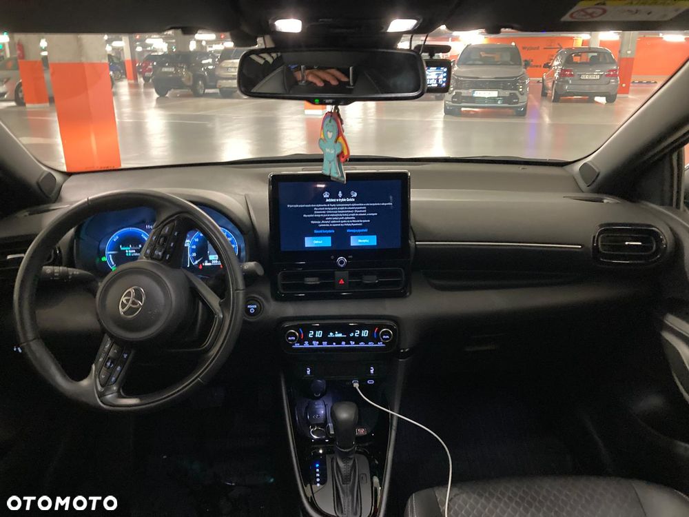 Toyota Yaris - 17