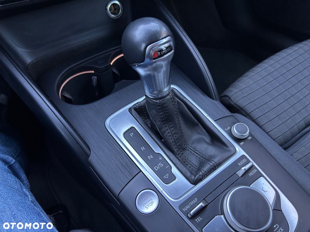 Audi A3 Sportback 1.6 TDI S tronic sport - 26