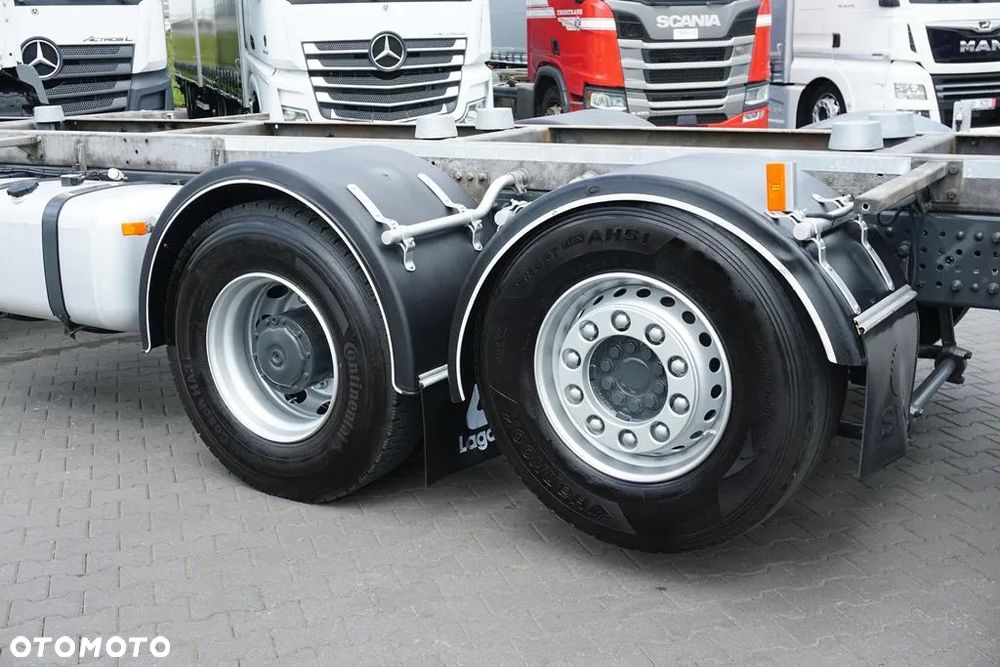 Mercedes-Benz / ANTOS / 2535 / ACC / E 6 / BDF + WINDA / 7.15 , 7.45, 7.82 M / OŚ SKRĘTNA - 37