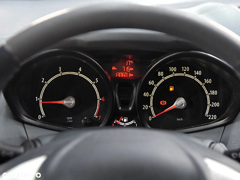 Ford Fiesta 1.25 SYNC Edition - 19