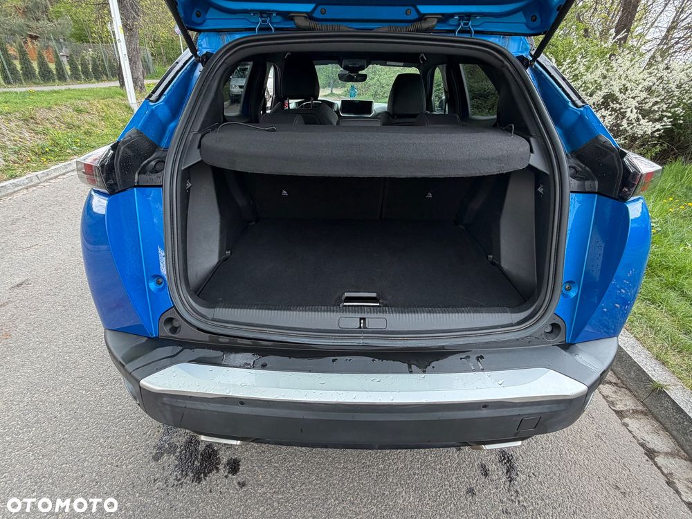 Peugeot 2008 PureTech 155 EAT8 GT - 8