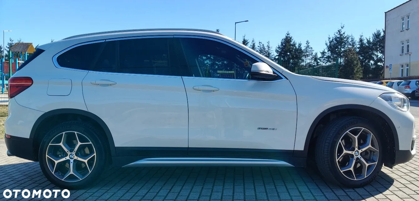 BMW X1 xDrive25i Sport Line - 2