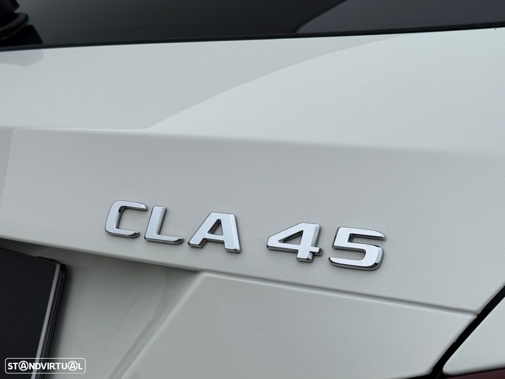 Mercedes-Benz CLA 45 AMG Shooting Brake 4-Matic - 12
