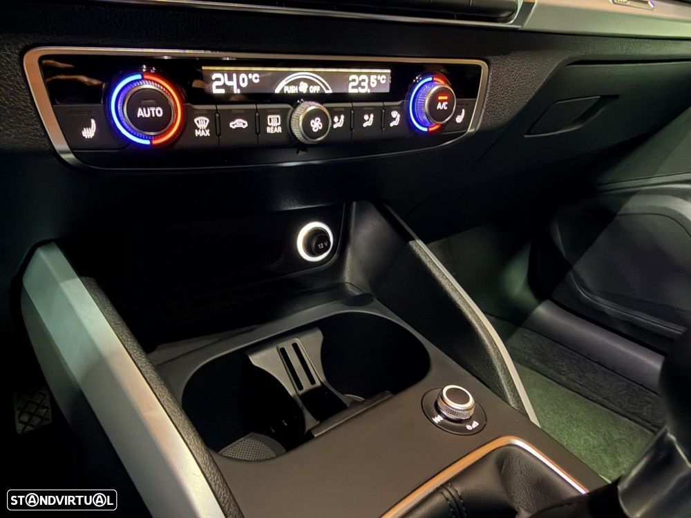 Audi Q2 1.0 TFSI Design - 11