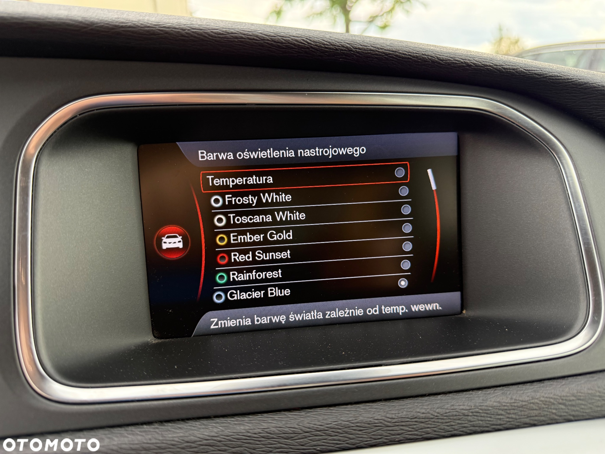 Volvo V40 D2 Momentum - 24