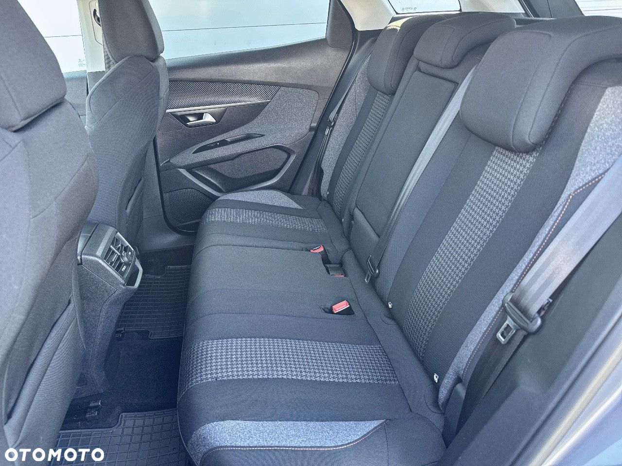 Peugeot 3008 - 10