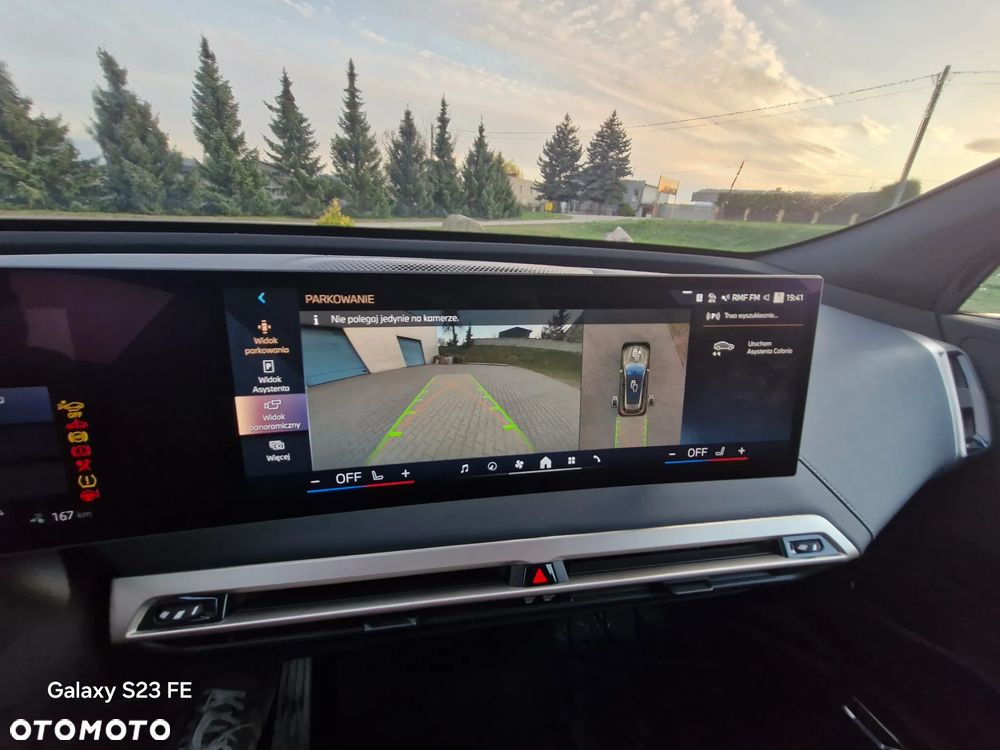 BMW iX xDrive40 - 28