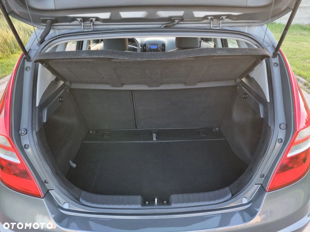 Hyundai i30 1.4 Blue Classic - 20