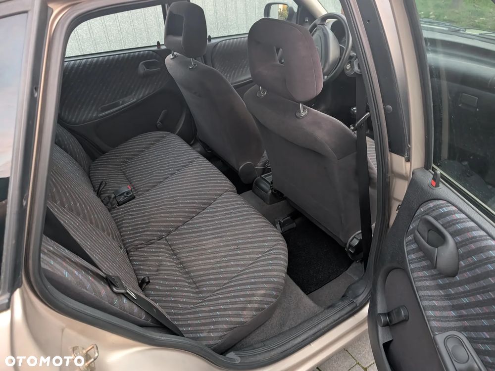 Opel Astra - 15
