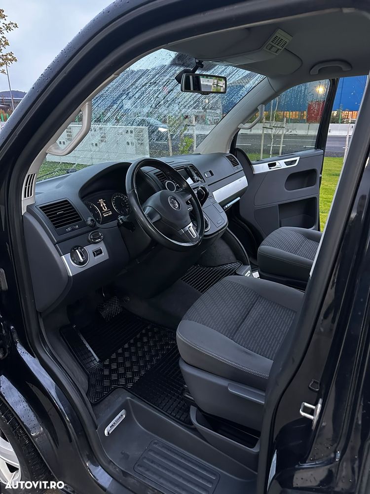 Volkswagen Multivan - 8