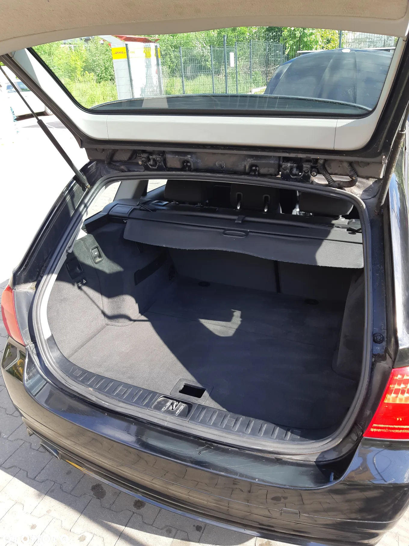 BMW Seria 3 318d DPF Touring - 8