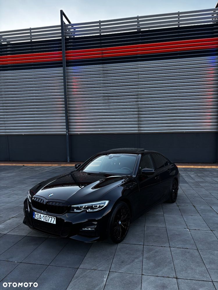 BMW Seria 3 330i xDrive M Sport sport - 2
