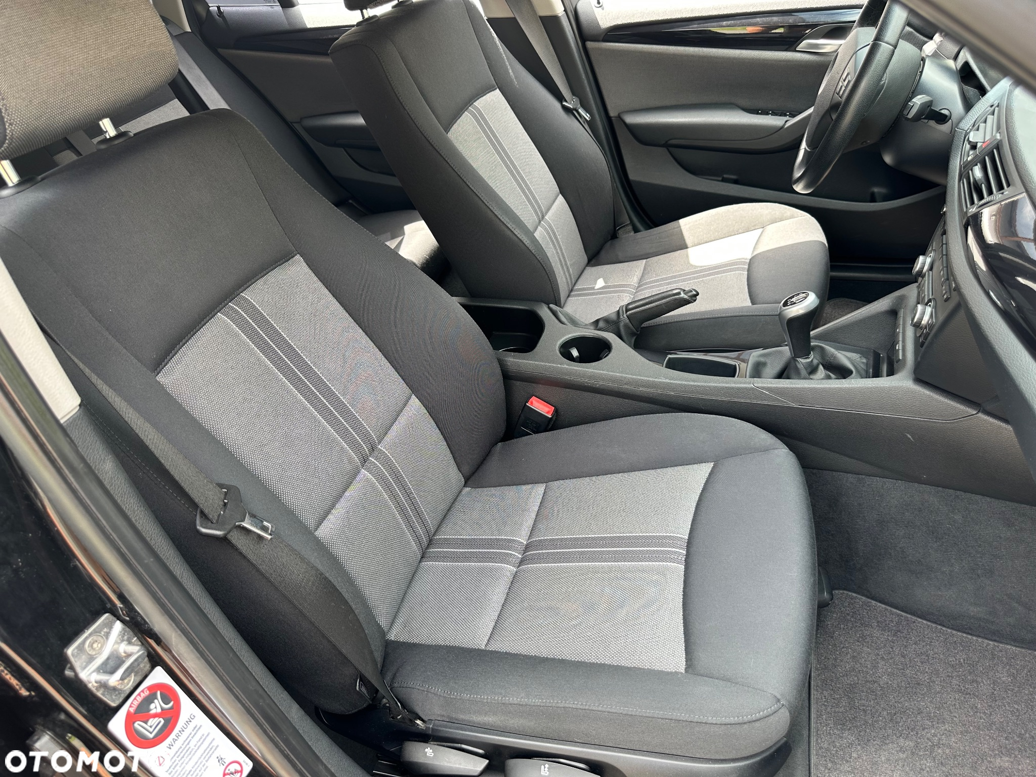 BMW X1 sDrive20d - 12