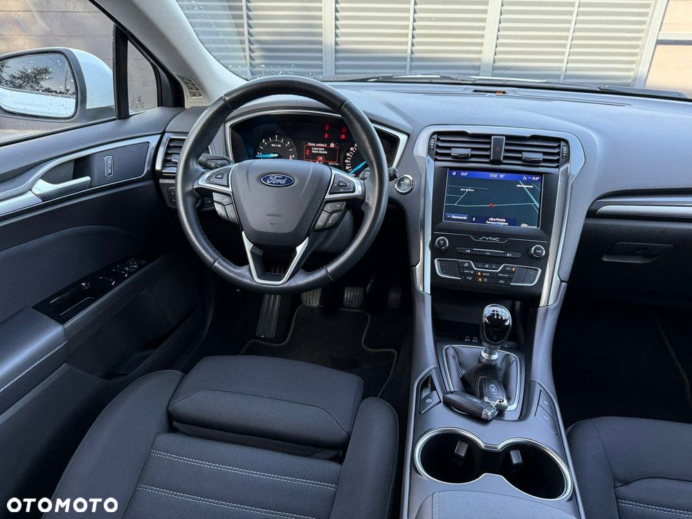 Ford Mondeo - 8