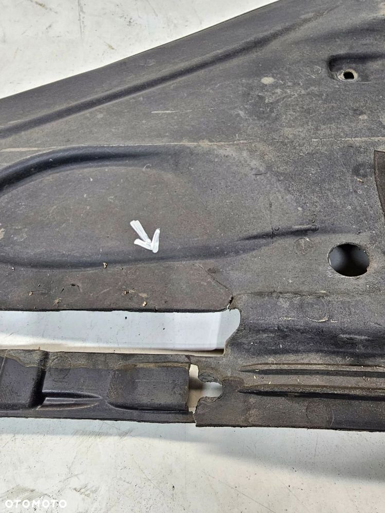 OSŁONA PODWOZIA TYŁ AUDI A4 B9 8W0825216E - 8
