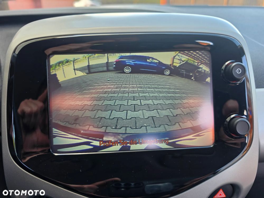 Toyota Aygo x-clusiv - 31