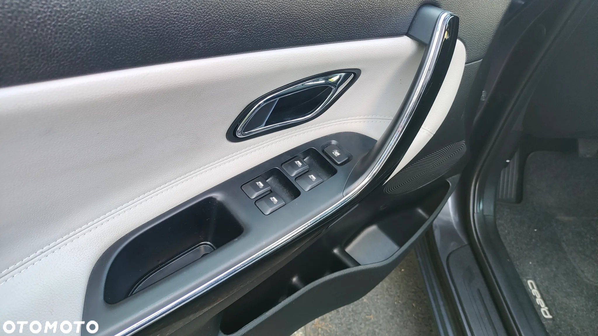 Kia Ceed 1.4 CVVT - 13
