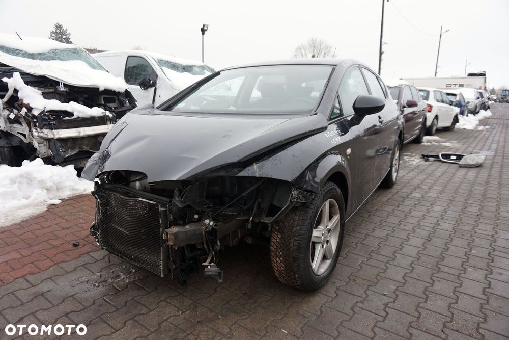 SEAT LEON II 1P1 LIFT 5D HB 2010 LC9Z 1.4 TSI CAXC 125KM LHY CZARNY na części - 1