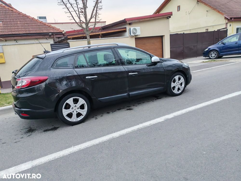 Renault Megane TCe 130 Luxe - 2