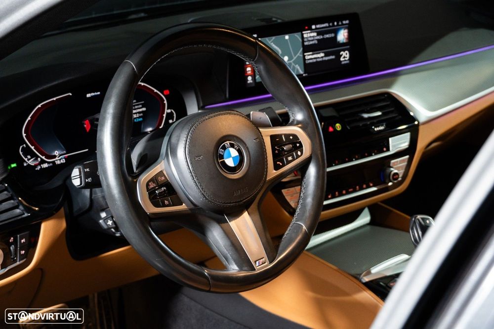 BMW 530 e iPerformance Pack M - 12