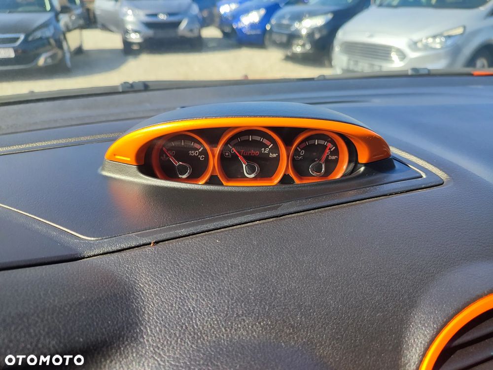 Ford Focus - 19