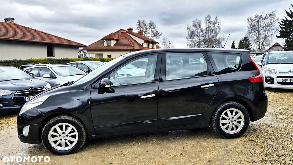 Renault Grand Scenic 2.0 16V 140 CVT Bose Edition - 25