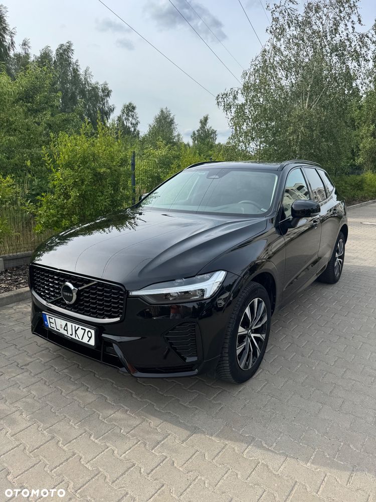 Volvo XC 60 B4 D AWD Plus Dark - 1