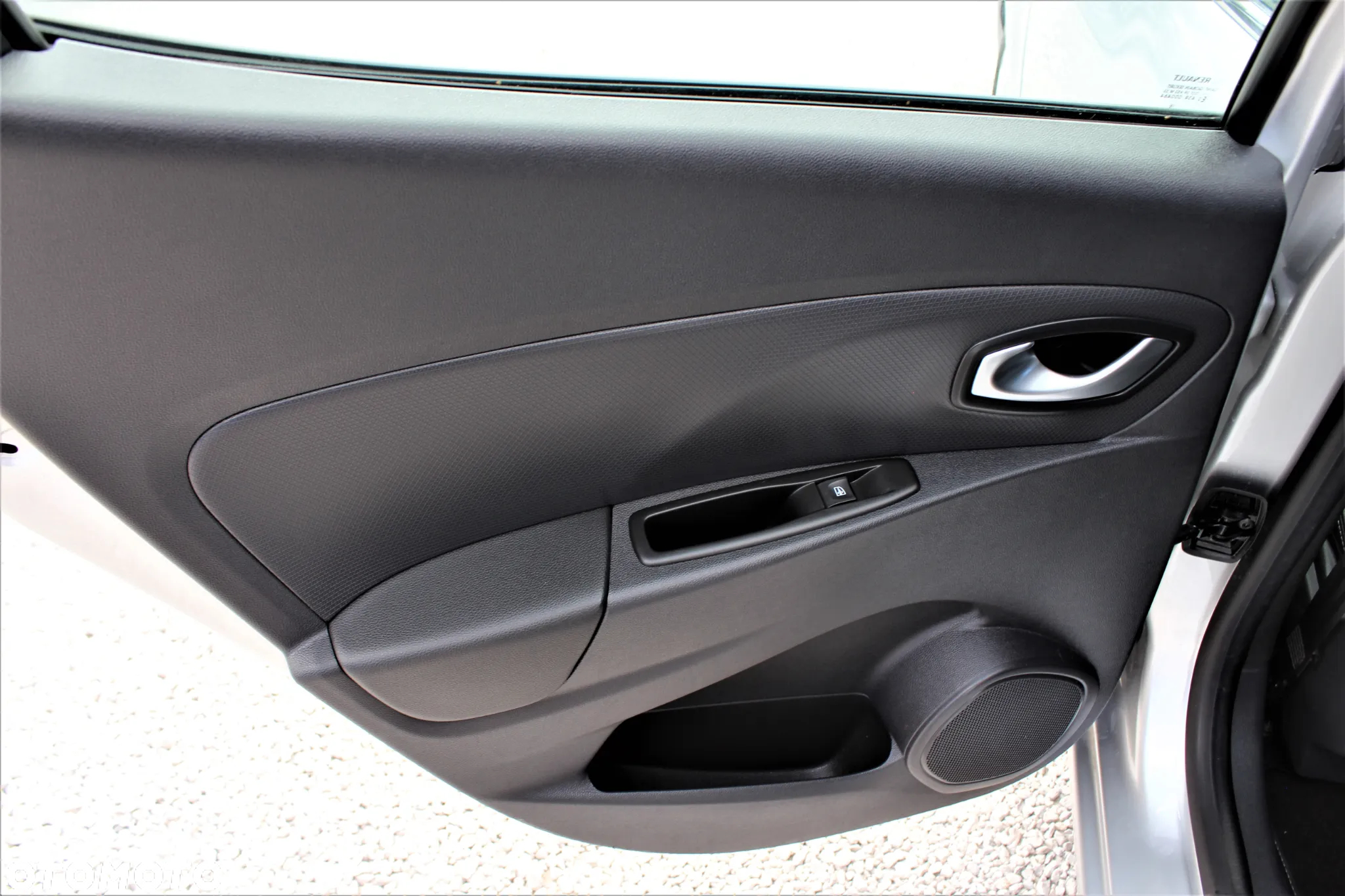 Renault Clio Energy dCi 90 Start & Stop Intens - 14