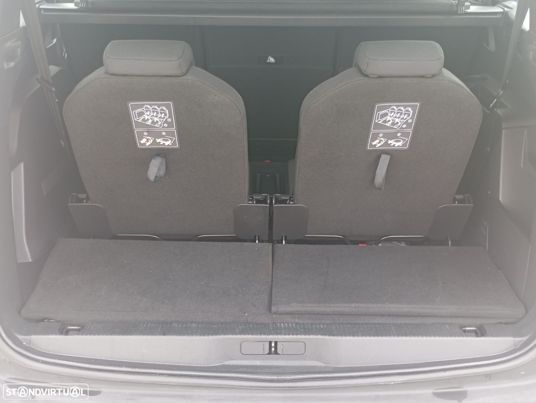 Peugeot 5008 1.5 BlueHDi Active Pack EAT8 - 19