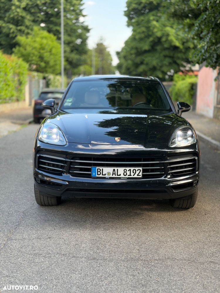 Porsche Cayenne - 4