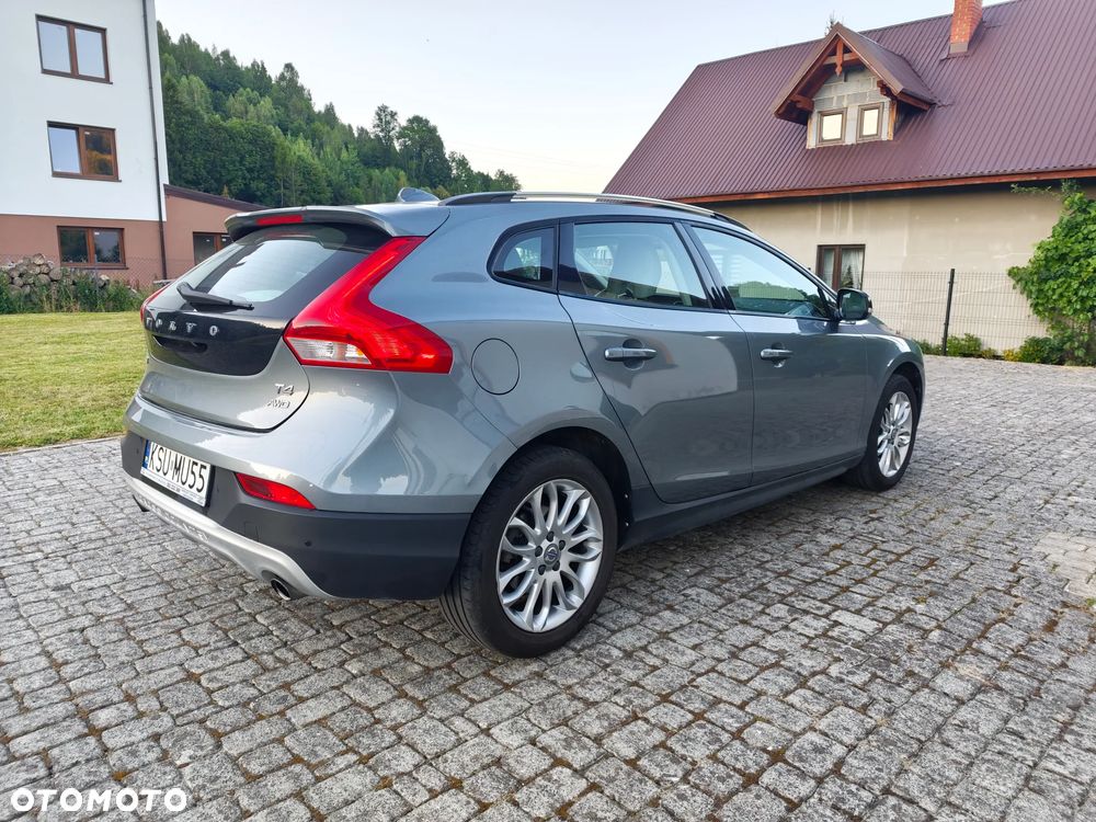 Volvo V40 Cross Country T4 AWD Geartronic Summum - 5