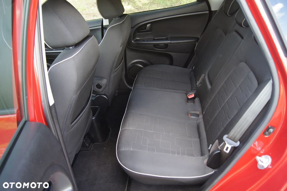 Kia Venga 1.4 CVVT Spirit - 23