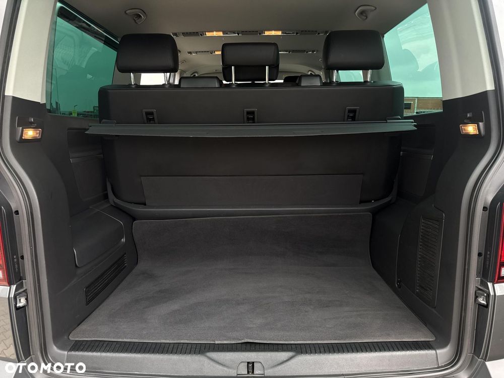 Volkswagen Multivan - 40
