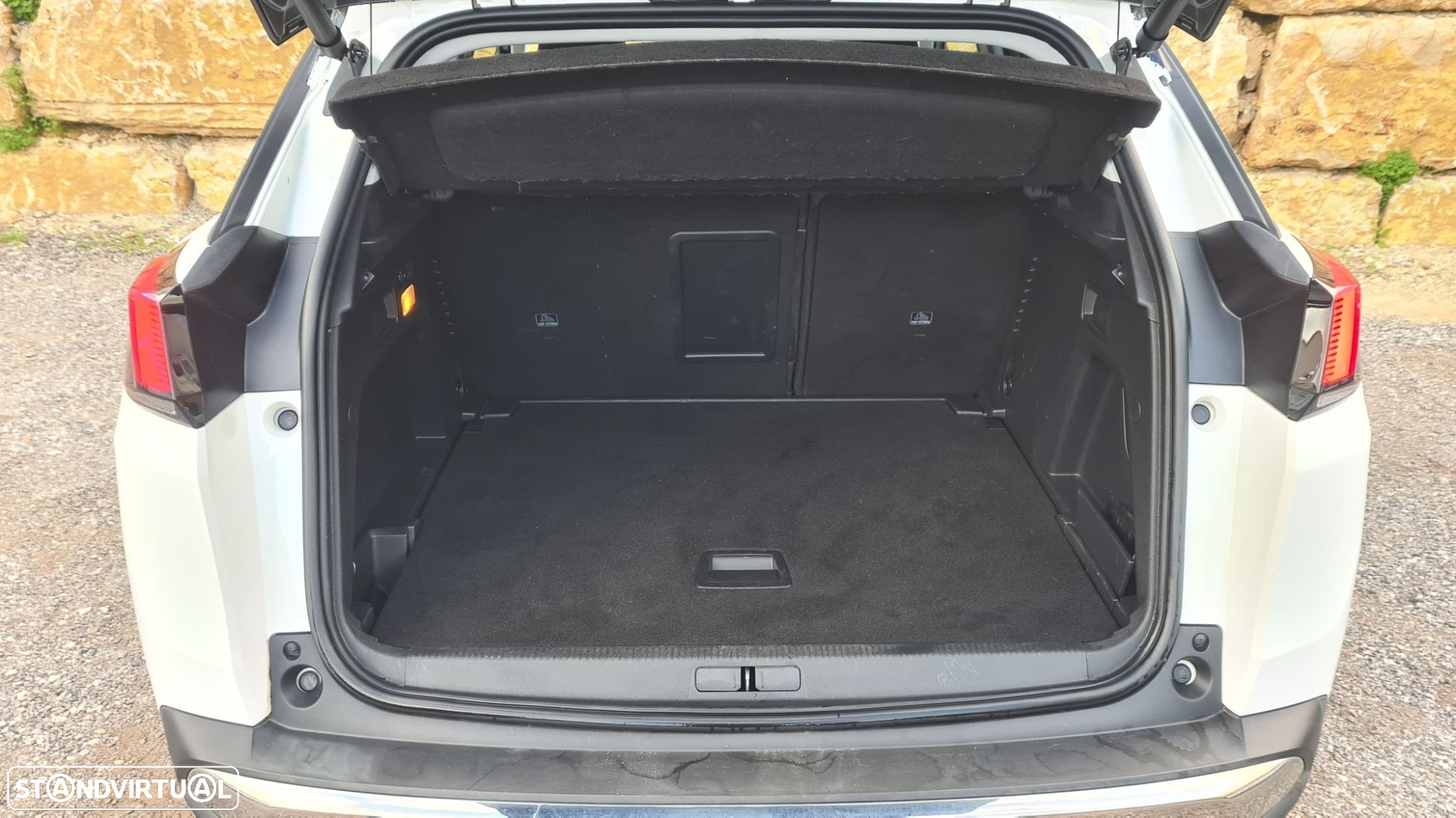 Peugeot 3008 1.5 BlueHDi Allure EAT8 - 59