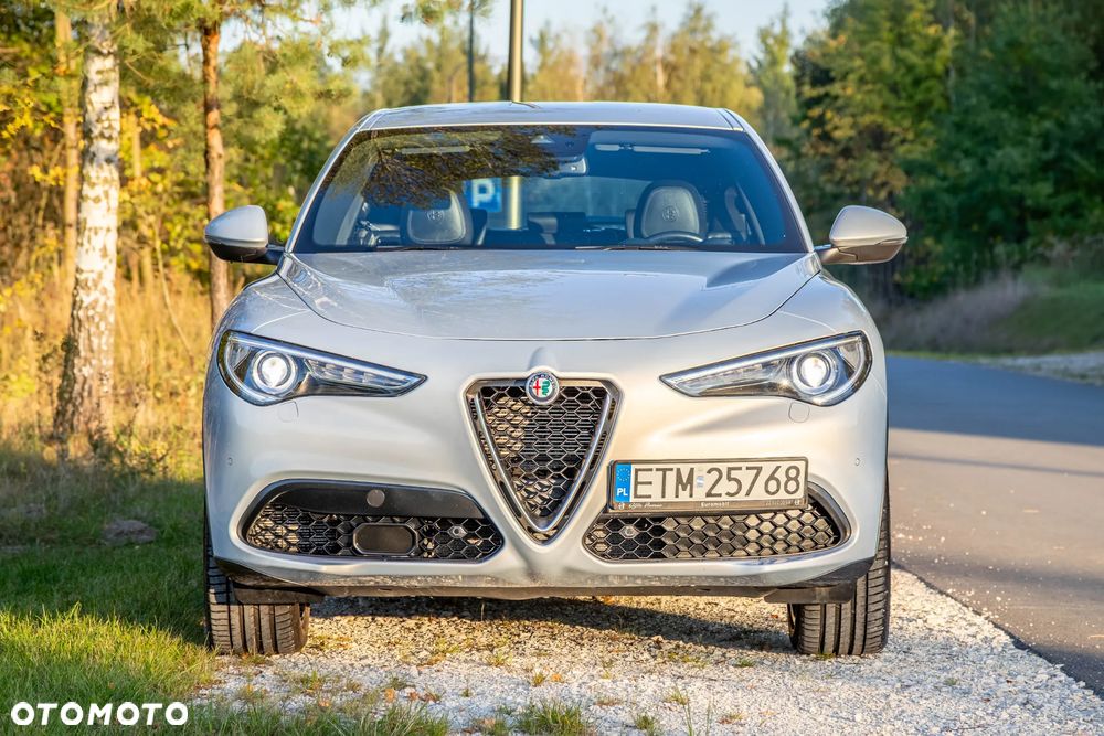 Alfa Romeo Stelvio 2.0 Turbo TI Q4 - 8